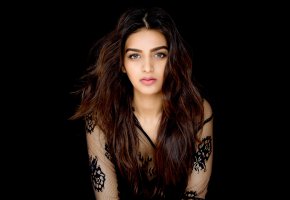  Nidhhi Agerwal, ͳ ,  